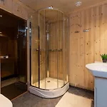 Newly Renovated In Nesfjellet, 펜션