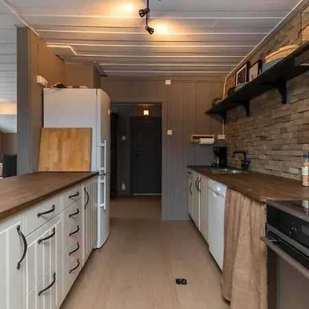 Newly Renovated In Nesfjellet, בית נופש *