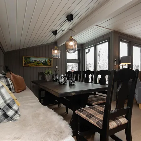 Newly Renovated In Nesfjellet, Holiday home *