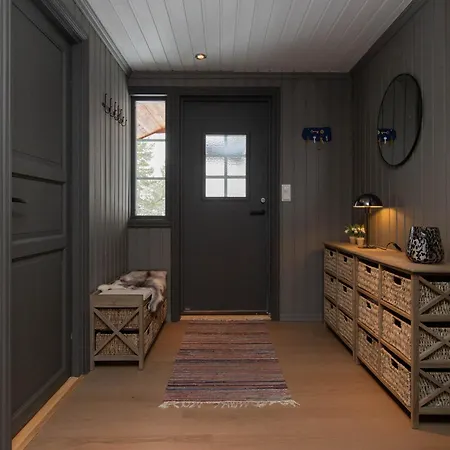 Newly Renovated In Nesfjellet, *