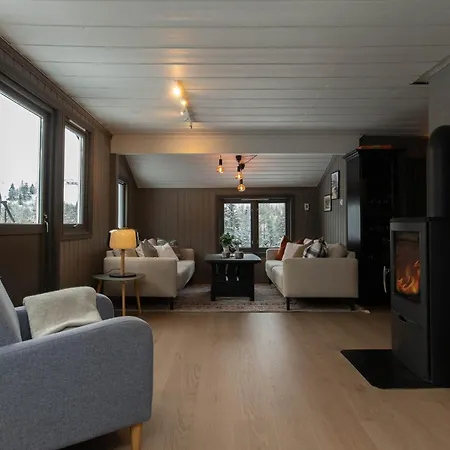 Newly Renovated In Nesfjellet, בית נופש *